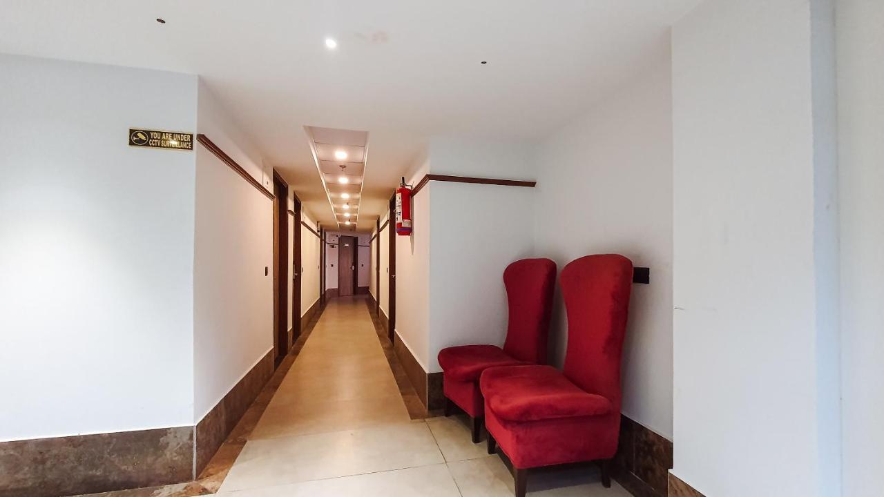 Aura Rooms Dehradun Exteriör bild